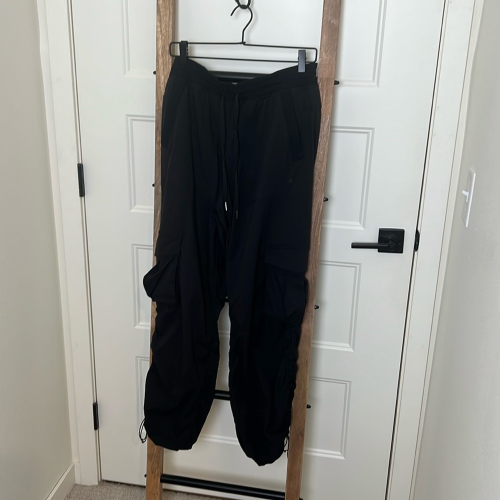 Lululemon Dance Studio Relaxed Fit Mid Rise Cargo Pant - Black